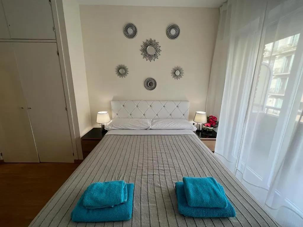 B&B Rooms In Apartment Paris 바르셀로나 스페인
