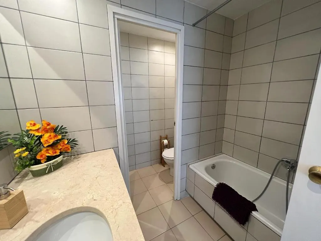 B&B Rooms In Apartment Paris 바르셀로나