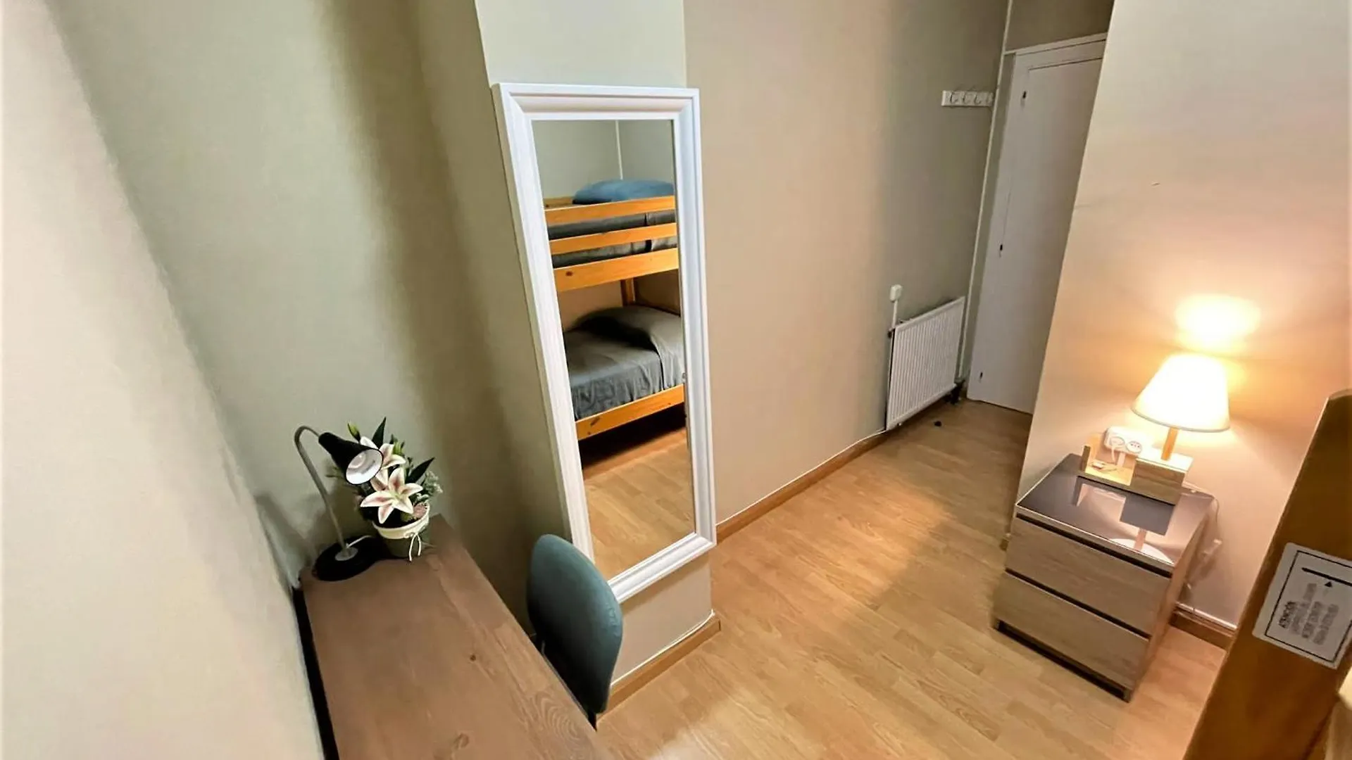 B&B Rooms In Apartment Paris 바르셀로나
