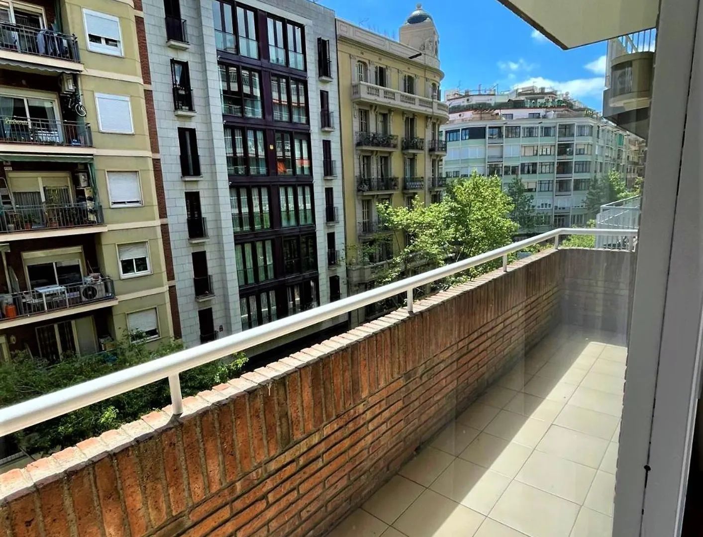 B&B Rooms In Apartment Paris 바르셀로나